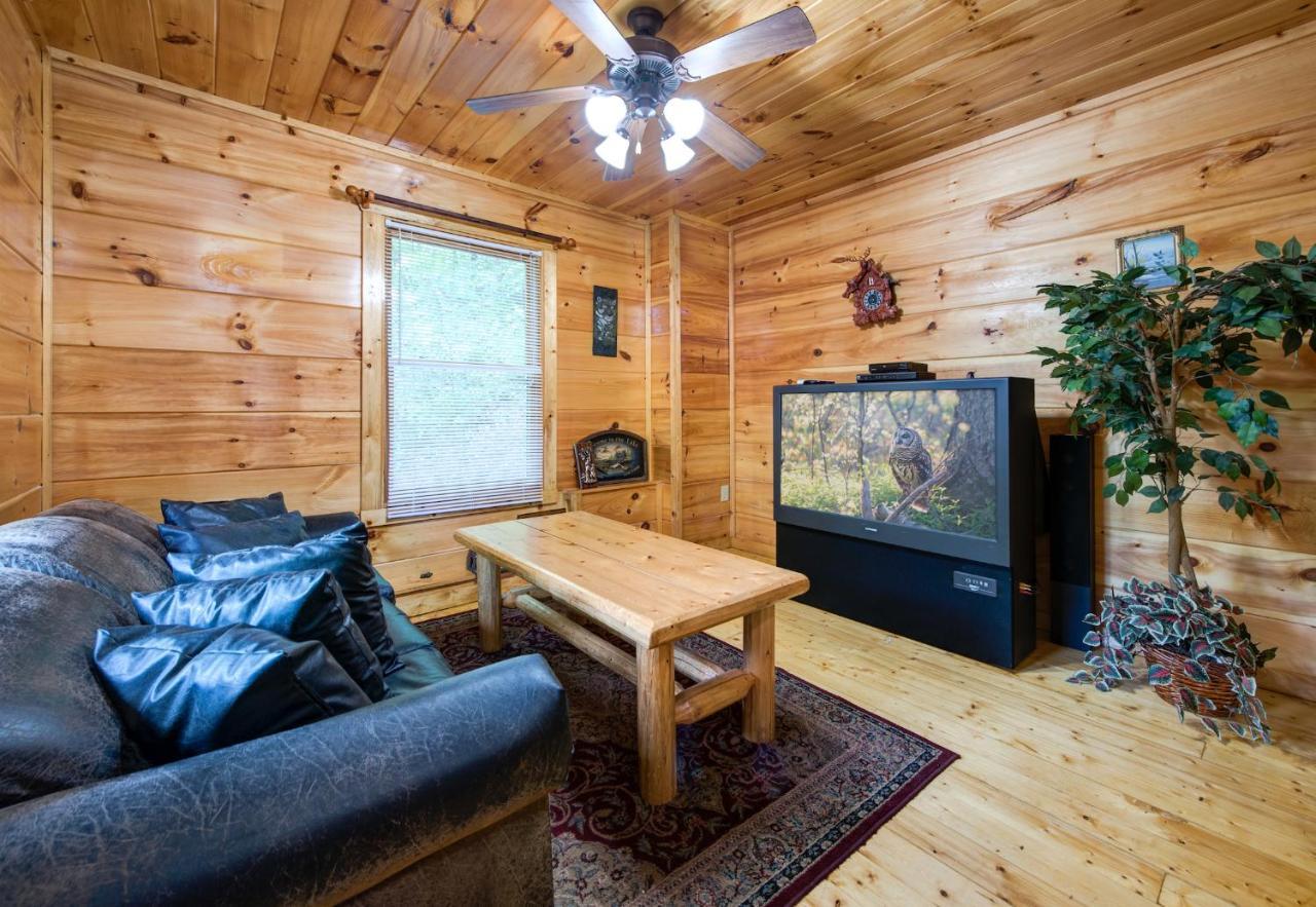 Cabin Of Dreams, 3 Bedroom Water View, Wifi, Hot Tub, Pool Table, Sleep 8 เซอเวียร์วีล ภายนอก รูปภาพ